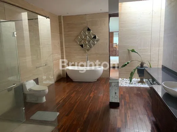 image 4 BR OPEN SPACE TROPICAL VILLA IN SANUR PRIME AREA (5)