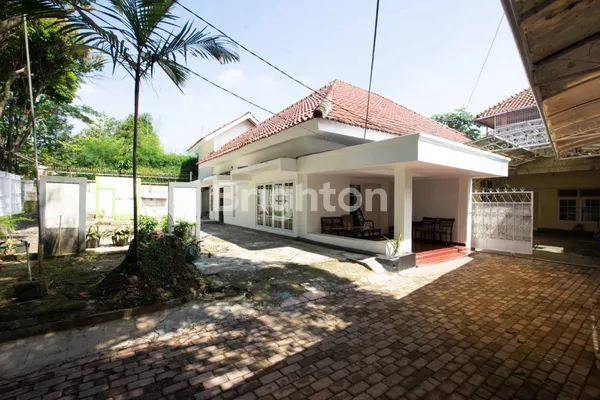 image RUMAH DI BUKIT TUNGGUL  (1)