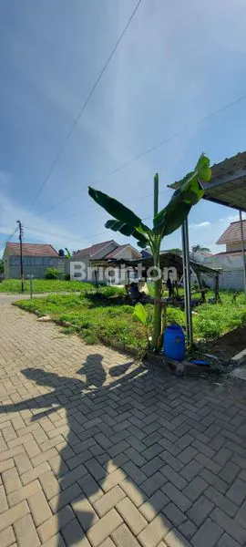 image RUMAH DUA LANTAI GAYA MODERN (7)