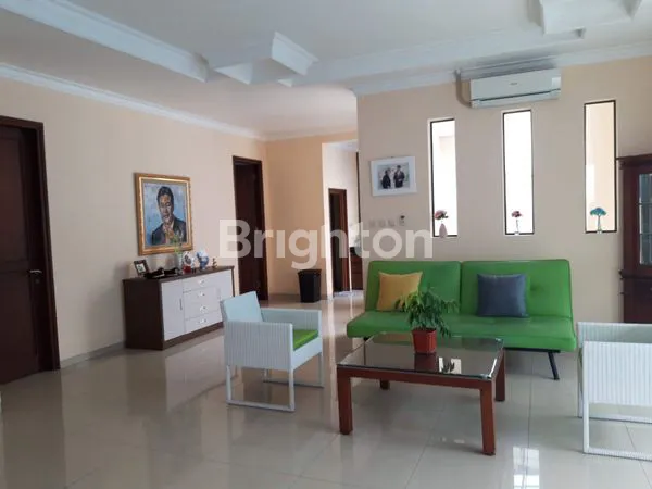 image RUMAH CANTIK 2 LANTAI DI TURANGGA  (4)