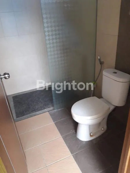 image RUMAH CANTIK 2 LANTAI DI TURANGGA  (5)