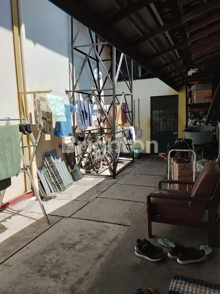 image LAPANGAN FUTSAL DAN RUMAH DI TENGAH KOTA SOLO MURAH (7)