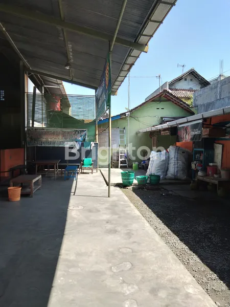 image LAPANGAN FUTSAL DAN RUMAH DI TENGAH KOTA SOLO MURAH (8)