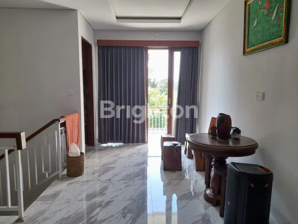 image DI JUAL RUMAH 2 LANTAI LINGKUNGAN VILLA SANUR (3)