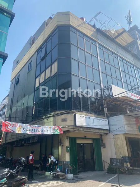 image RUKO LANTAI LIMA DI JALAN RADEN SALEH JAKARTA PUSAT  (2)