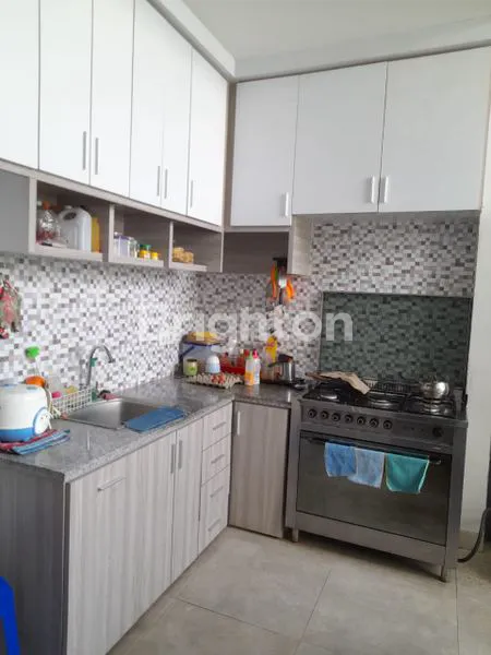 image DI JUAL RUMAH 2 LANTAI LINGKUNGAN VILLA SANUR (7)