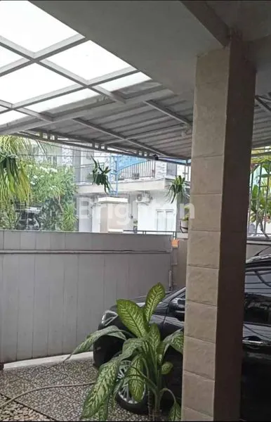 image RUMAH CLUSTER CANTIK MODERN MINIMALIS, SEMI FURNISH, 2 LANTAI DENGAN 4 KAMAR, LOKASI SANGAT STRATEGIS DI TENGAH KOTA DENPASAR SELATAN (3)