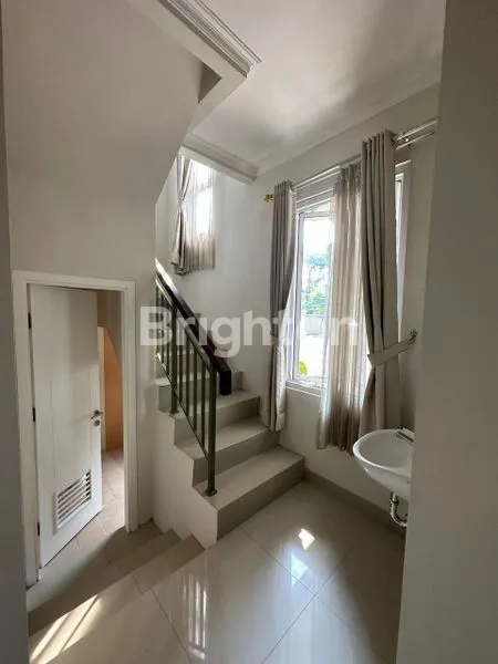 image SIAP HUNI, RUMAH 2 LANTAI FULL RENOVASI KAWASAN GADING SERPONG, TANGERANG (4)