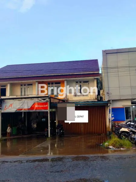 image RUKO LOKASI STRATEGIS COCOK UNTUK USAHA BERSEBELAHAN ALFAMART DAN KIMIA FARMA DEKAT SIMPANG EMPAT KUBU RAYA (2)