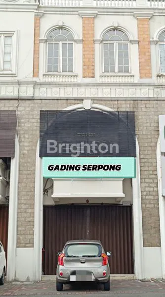 PARAMOUNT SPARK GADING SERPONG