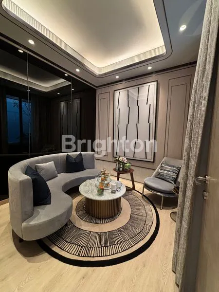 image RUMAH MEWAH SUPER LENGKAP NAVAPARK BSD CITY - LAUREL RESIDENCE TYPE 10 (3)