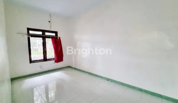 image RUMAH LUAS 4KAMAR TIDUR DI MOJOSONGO  (4)