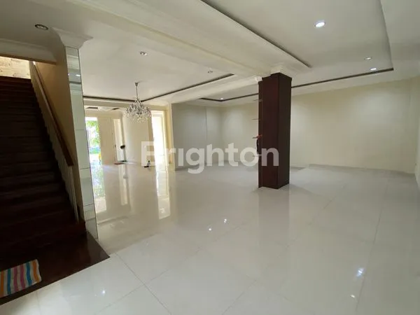 image RUMAH LA RIZ WOOD PAKUWON INDAH (1)