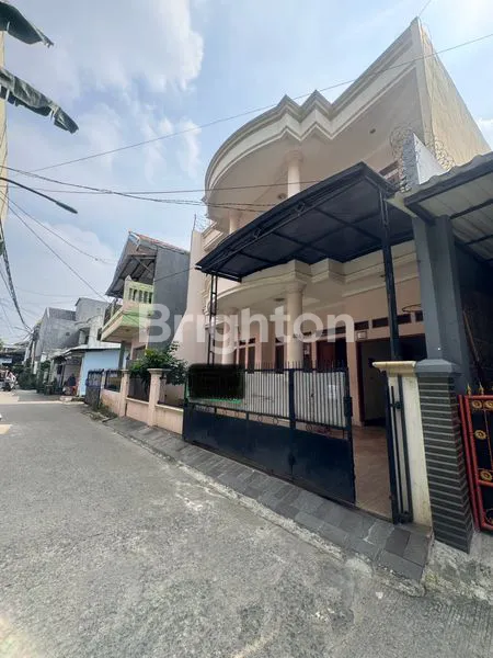image RUMAH SIAP HUNI, LT 175 M², DEKAT PUSKESMAS & HALIM (1)