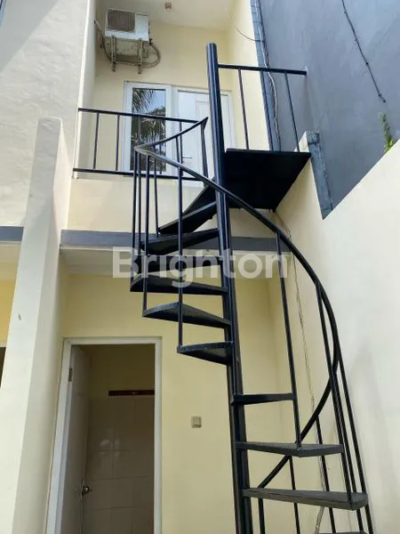 image RUMAH STRATEGIS  DEKAT  BINTARO 9 TANGSEL (7)