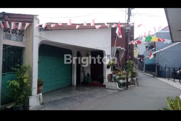 image RUMAH AREA LENTENG AGUNG (2)