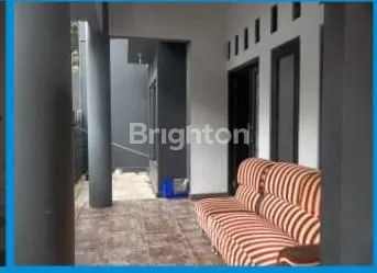 image RUMAH ISTIMEWA 2 LANTAI DI KLATEN JAWA TENGAH (3)