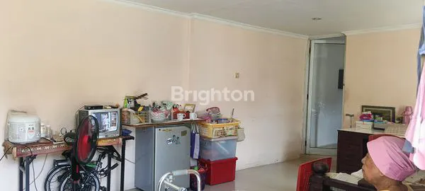 image RUMAH BESAR CANTIK 2 LANTAI SIAP HUNI (3)