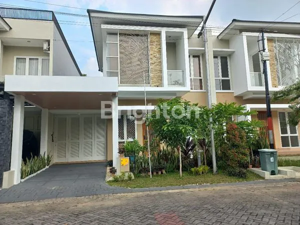 image JUAL RUMAH 2 LANTAI FULL FURNISH DAN INTERIOR DARI DESAIN INTERIOR (1)