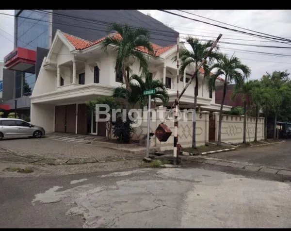 image RUMAH 2 LT DAN RUKO POSISI HOOK DI GAYUNGSARI DEKAT GAYUNGAN, KEBONSARI,KETINTANG, AYANI, WARU (1)