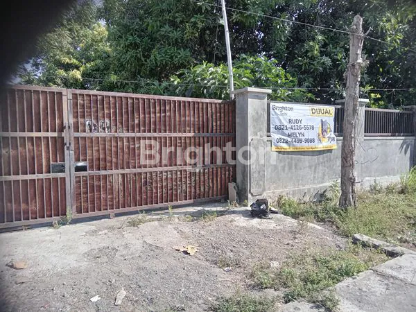 LAHAN DEKAT PABRIK SITUBONDO