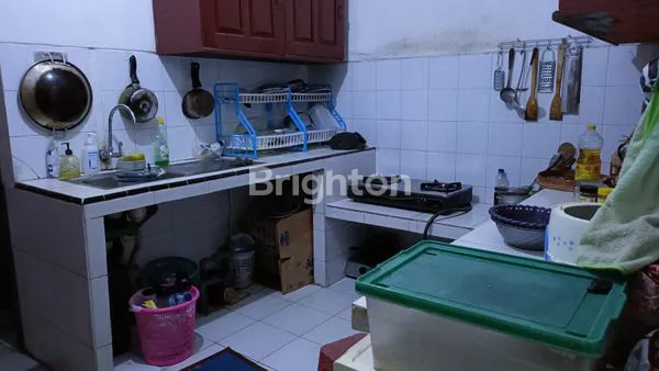 image RUMAH 2 LANTAI DI GOGORANTE, KEDIRI, JAWA TIMUR (8)