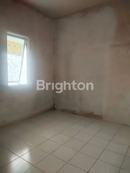 image RUMAH MURAH DEKAT PUSAT KOTA DI VALLEY PARK (4)