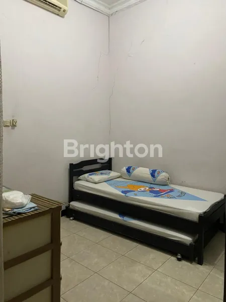 image RUMAH LEBAR 10 SIAP HUNI MASIH BAGUS DAN TERAWAT DI DARMO PERMAI (6)