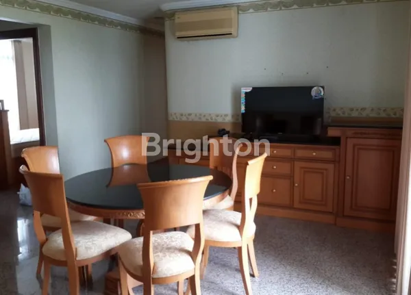 image KONDOMINIUM GRAHA FAMILY FULL FURNISH DEKAT GRAHA FAMILI, SPAZIO, PAKUWON MALL, LONTAR, BABATAN (5)