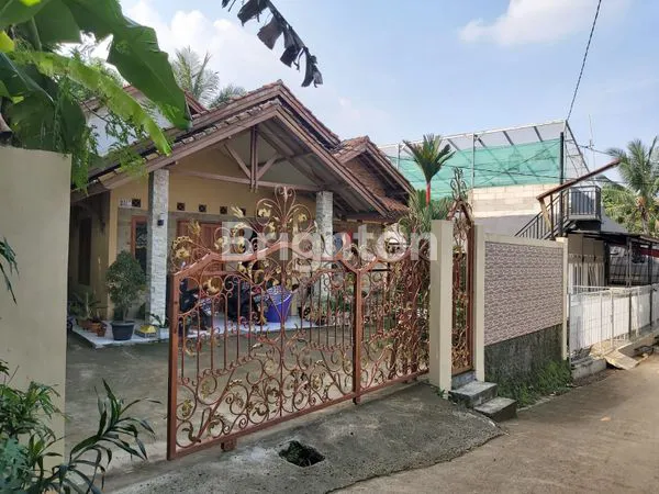 image RUMAH LUAS, SEJUK & ASRI DAERAH DEPOK (2)