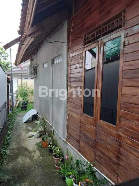 image RUMAH LUAS, SEJUK & ASRI DAERAH DEPOK (4)