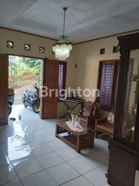 image RUMAH LUAS, SEJUK & ASRI DAERAH DEPOK (6)