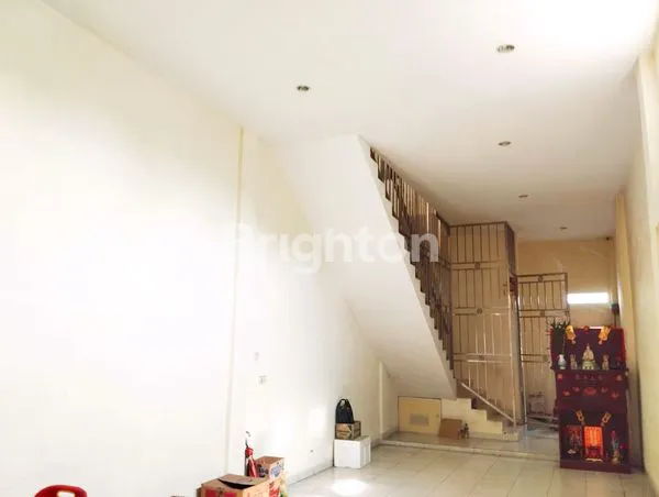 image RUMAH KOMPLEK BRYAN CITY NON FURNISHED MEDAN BARAT (4)