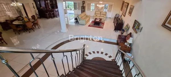 image RUMAH 2 LANTAI DI PURI INDAH, JAKARTA (3)