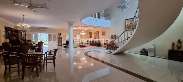 image RUMAH 2 LANTAI DI PURI INDAH, JAKARTA (5)