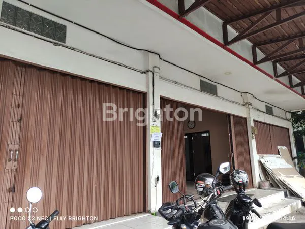 DISEWAKAN RUKO GANDENG 3 LANTAI