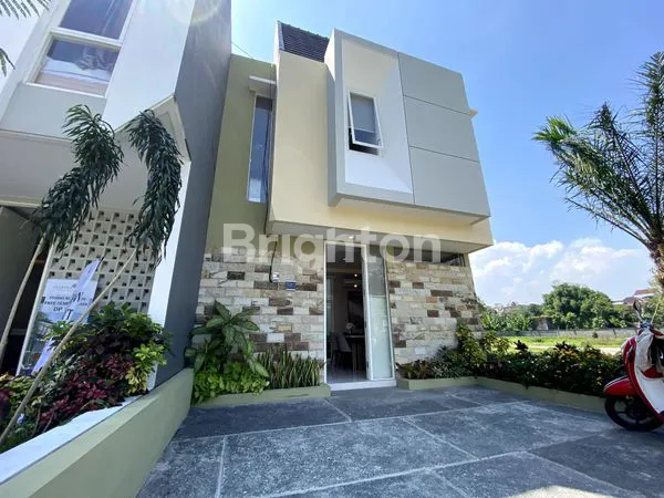 image RUMAH 2 LANTAI - THE SELVIO  (1)