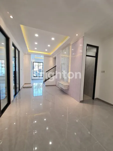 image RUMAH BARU GRESS DI DARMO PERMAI TIMUR (3)