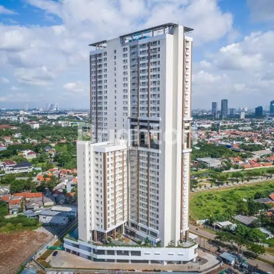 APARTMENT SILK TOWN GRAHA RAYA TANGERANG