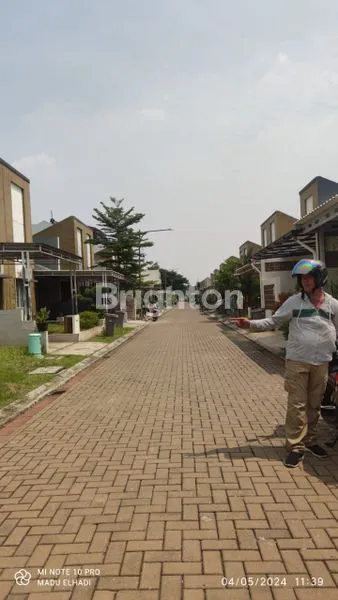 image TAKE OVER / JUAL PERUMAHAN DI PUSAT BEKASI KOTA (6)