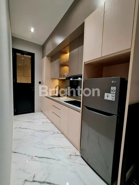 image VASTU V9 RUMAH 3 LANTAI MEWAH JGC TOWNHOUSE CLUSTER JAKARTA GARDEN CITY (3)