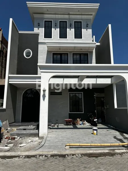 image RUMAH BARU GRESS WOODLAND CITRALAND, AMERICAN STYLE (1)