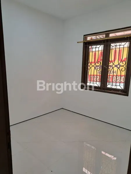 image RUMAH BARU RENOVASI SIAP HUNI AREA DEKAT PUSAT BELANJA (4)