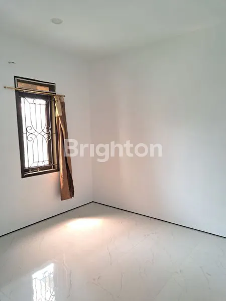 image RUMAH BARU RENOVASI SIAP HUNI AREA DEKAT PUSAT BELANJA (7)