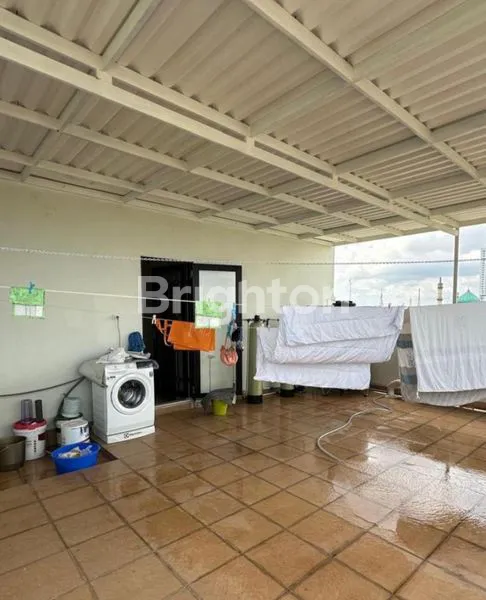 image RUMAH MEWAH SIAP HUNI (2)