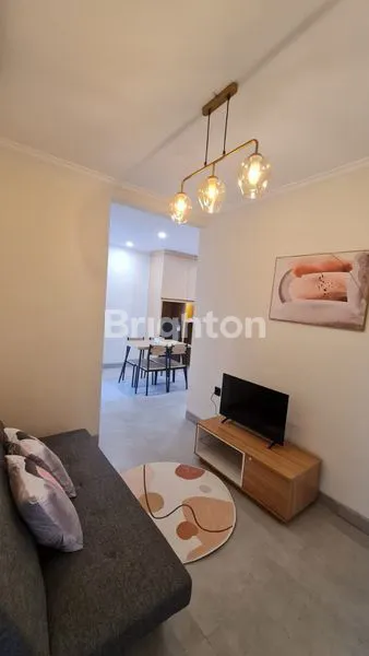 image SOLO BARU TOWNHOUSE FULL FURNISHED SIAP HUNI (2)