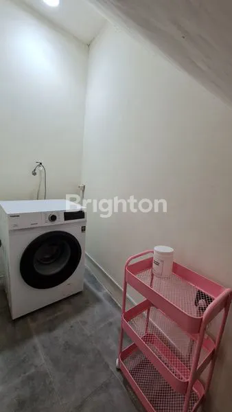 image SOLO BARU TOWNHOUSE FULL FURNISHED SIAP HUNI (8)