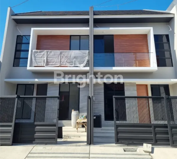 image RUMAH NEW 100% STRATEGIS MANYAR KERTOADI DEKAT SAMSAT GUBENG KERTAJAYA KLAMPIS BONNET DHARMAHUSADA GALAXY MALL HOKKY MERR (1)