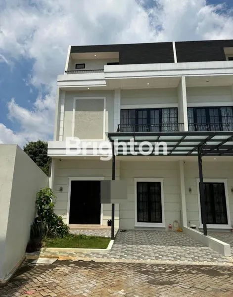 image RUMAH MEWAH SIAP HUNI (1)