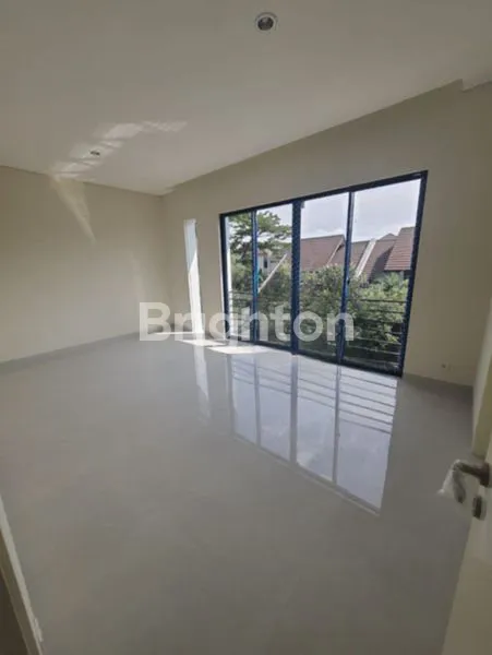 image RUMAH WOODLAND CITRALAND GRESS (5)